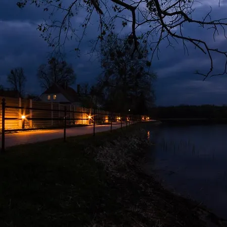 Lägenhet Nienovo - Niedaleko Jeziora I Widok Na Arboretum Kórnik