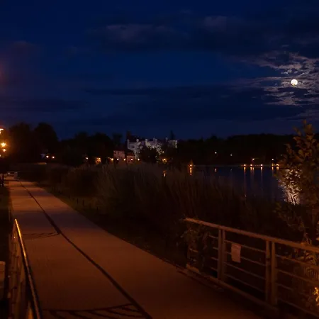 Lägenhet Nienovo - Niedaleko Jeziora I Widok Na Arboretum *